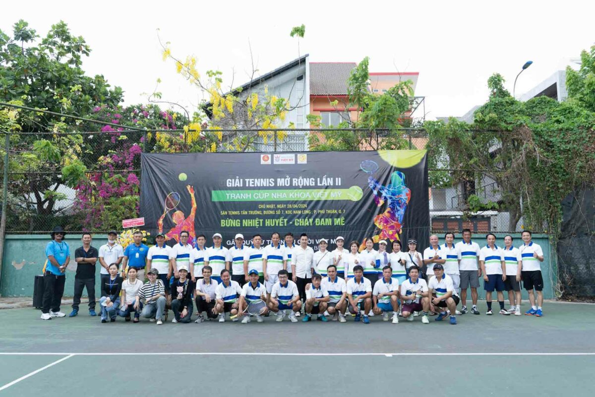 Nha khoa Việt Mỹ tổ chức Giải Tennis mở rộng Lần II – Tranh Cúp Nha khoa Việt Mỹ.