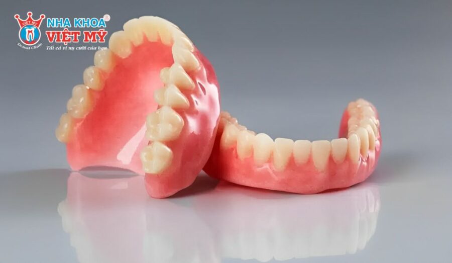 Răng giả tháo lắp