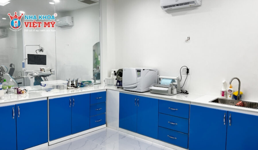 Hệ thống trang thiết bị hiện đại, được khử trùng đạt tiêu chuẩn an toàn y khoa