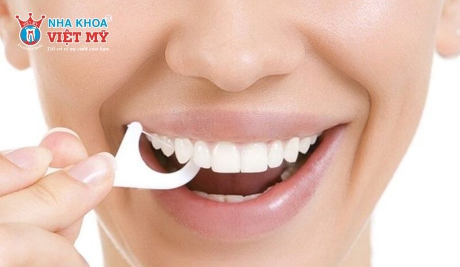 Vì sao nên dùng chỉ nha khoa?