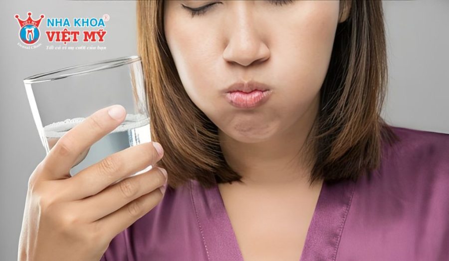 Nên dùng nước súc miệng trong bao lâu?
