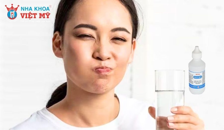 Cần cẩn thận để tránh nuốt phải oxy già