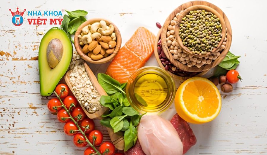 Trẻ khi niềng cần có chế độ ăn uống phù hợp