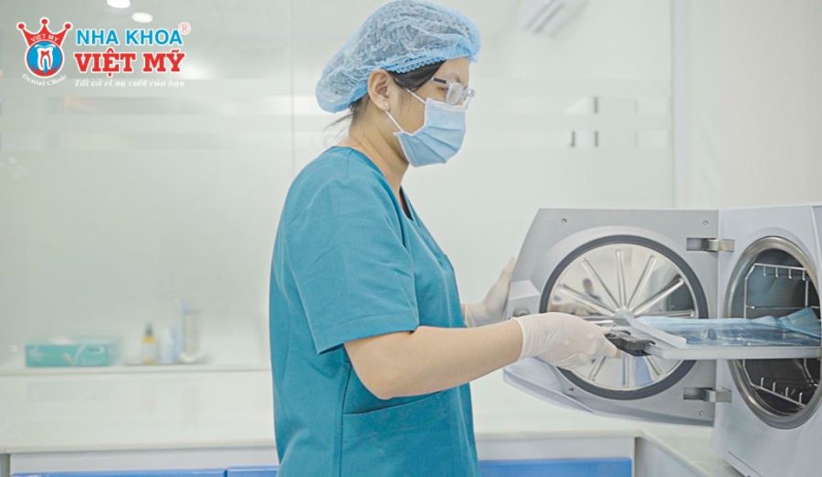 Nha khoa Việt Mỹ chú trọng đầu tư công nghệ vô trùng