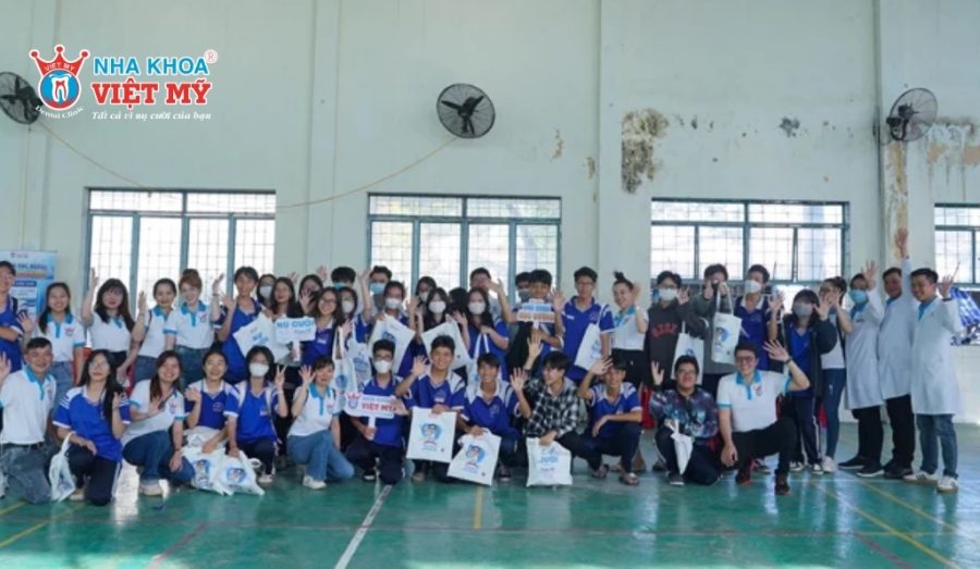 Nha khoa học đường tại Trường THPT Nguyễn Trung Trực