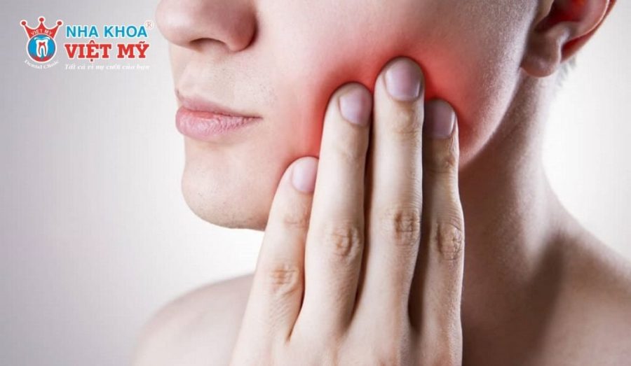 Đặt thuốc diệt tủy gây đau nhức âm ỉ